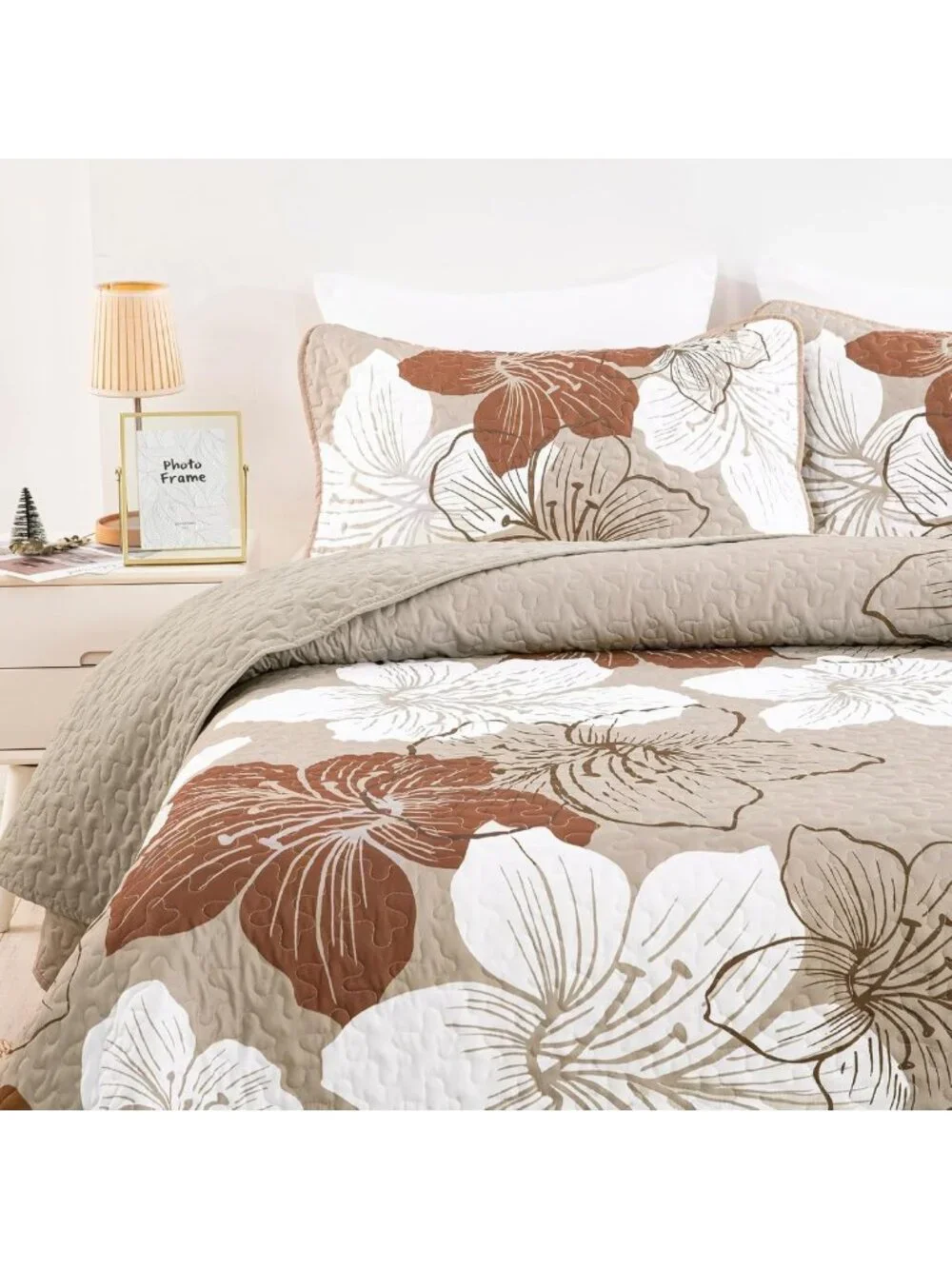 Cozy Taupe Floral King Size Quilt Set - 3 Piece Bedspread Coverlet for Fall